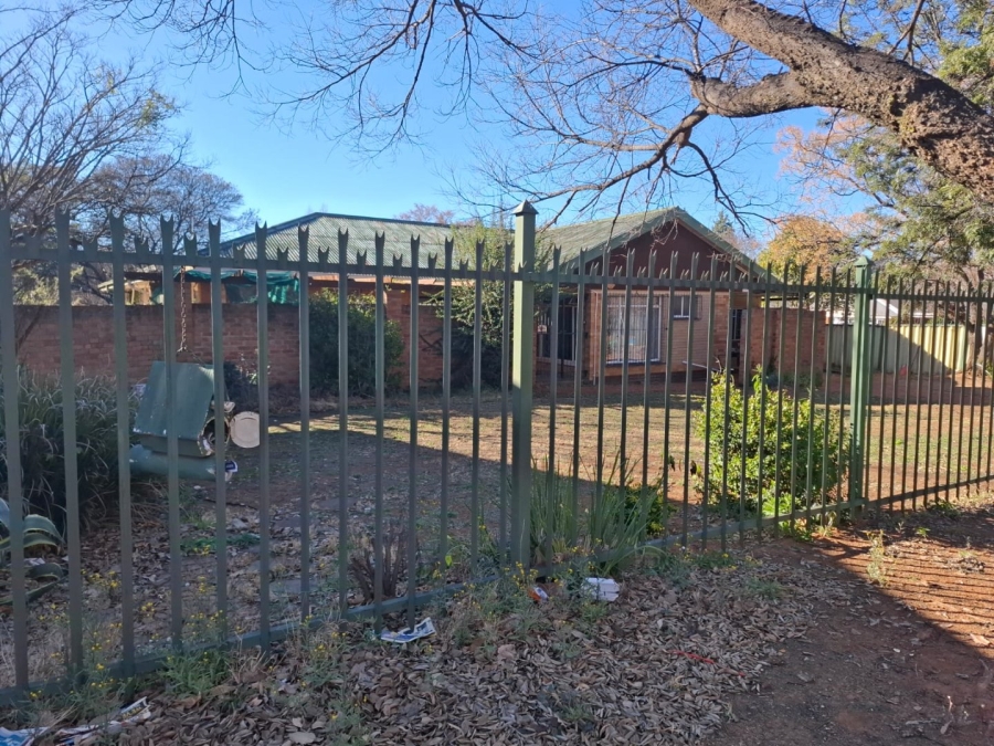 11 Bedroom Property for Sale in Universitas Free State
